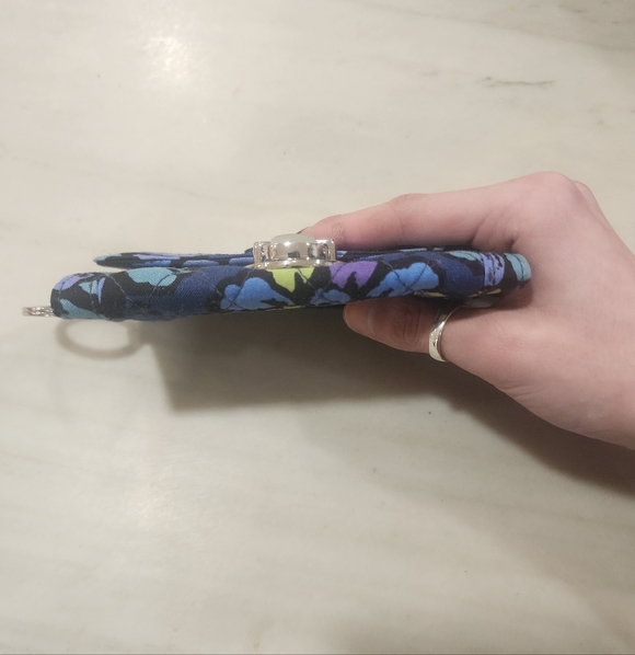 Vera Bradley Quick Swipe ID Coin Case in the Indigo Pop pattern. - Picture 6 of 12